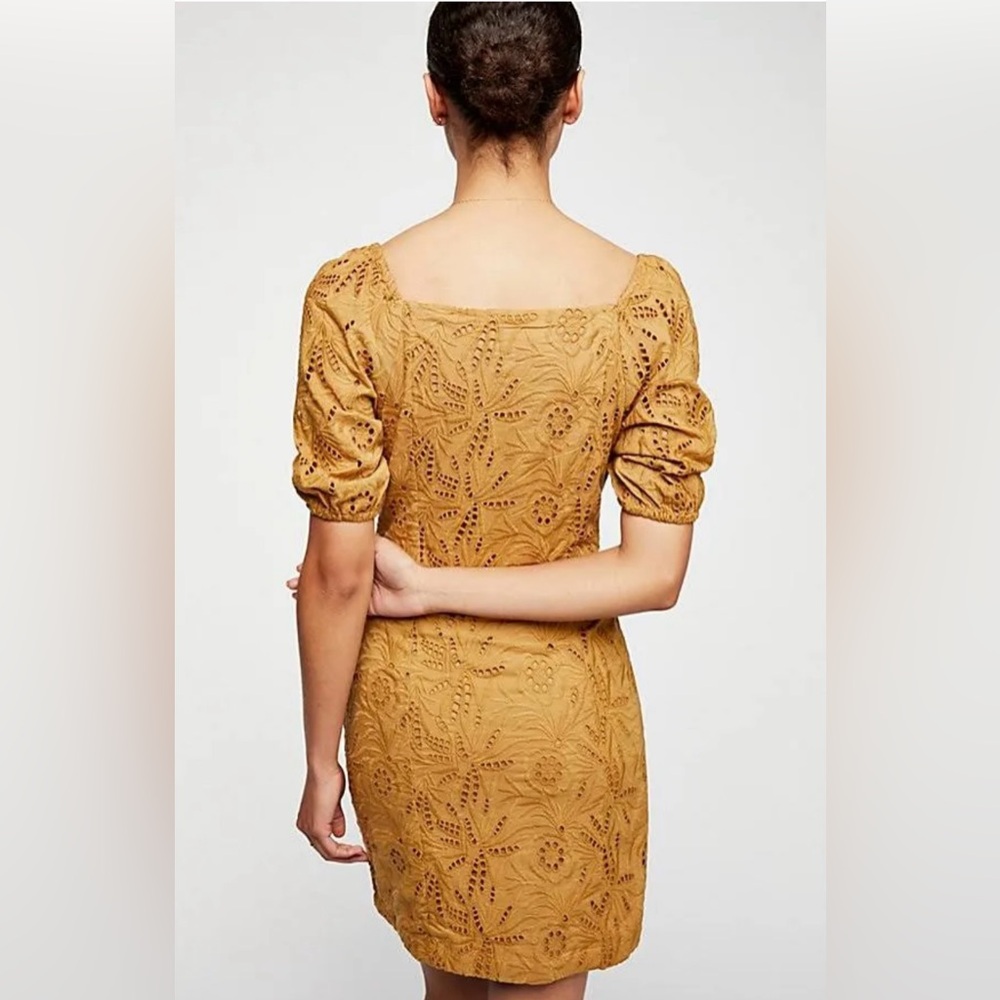 Free People Mini Dress Womens Brown Eyelet Cotton Puff Sleeve Boho 70s Size 6 - Picture 3 of 8